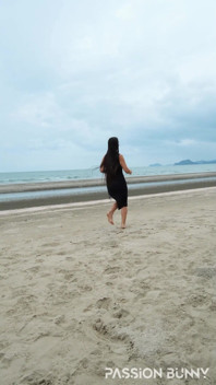 Sexy Tight Black Dress and Beauty Chill