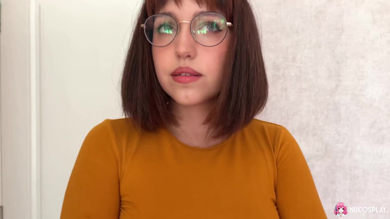 Nu Cosplay: Velma îl fute pe perversul care a fost pe ea