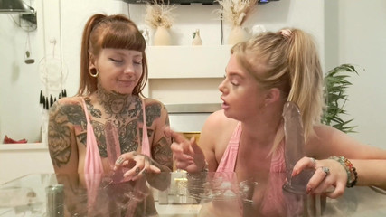Bonnie rose: Schmutziges Split-spiel-joi-video Mit Deiner Lieblings-spermaschlampe Und Bonnie Rose