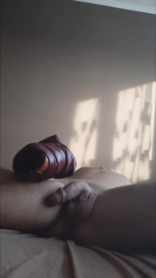 Naxy: Pelle fleshlight sborrata profonda