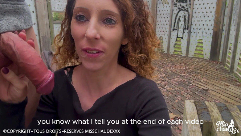 Misschaudexxx: Saya menunjukkan diri saya di luar sebelum tertangkap di depan...