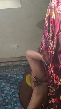 Caliente esposa india y marido follando con voz telugu