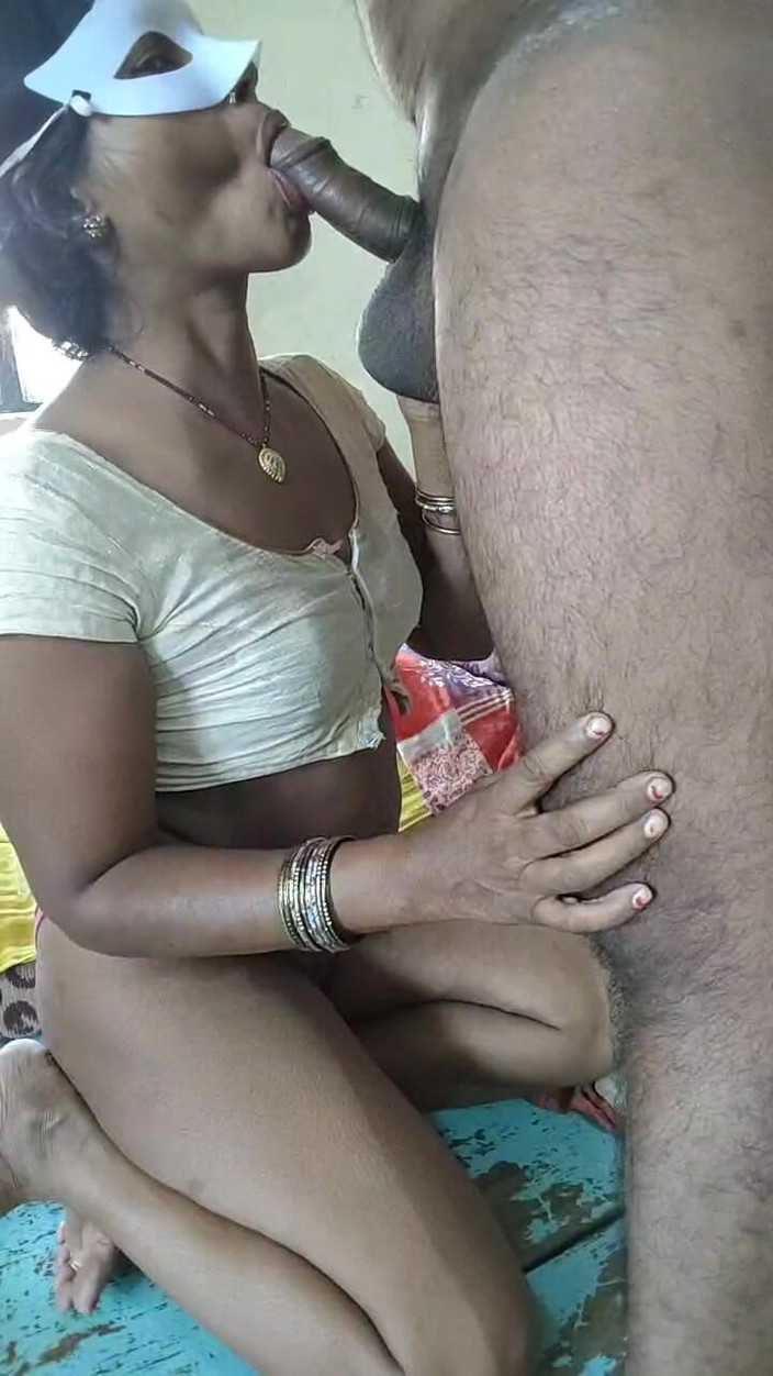 FULLMJEDETI: Deshi Bhabhi spust w ustach cucksuked w wideo