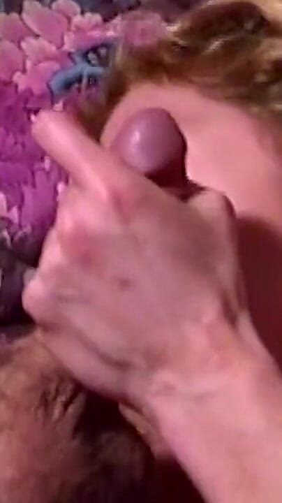 Bangora MILFs: Onverzadigbare blonde milf overweldigd door meerdere harde pikken