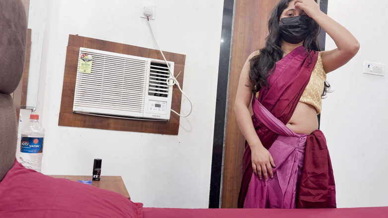 wildDesipair: Husband Leaves Maid After Wife Leaves for Office - Viladhesipar