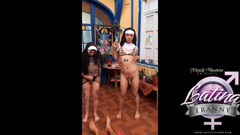 Nikki Montero: 13 transgender jeptišek se modlilo a stříká na ústa chlápka