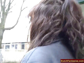 Dutch Fantasies: Hnědovlasá milfka má ošukanou a vyprstěnou mokrou kundičku