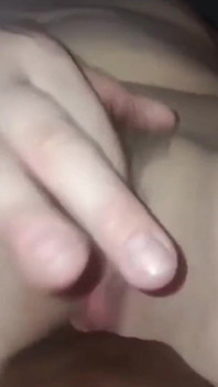 Asyalı ateşli orta yaşlı seksi kadın amını siyah boğaya sert siktiriyor