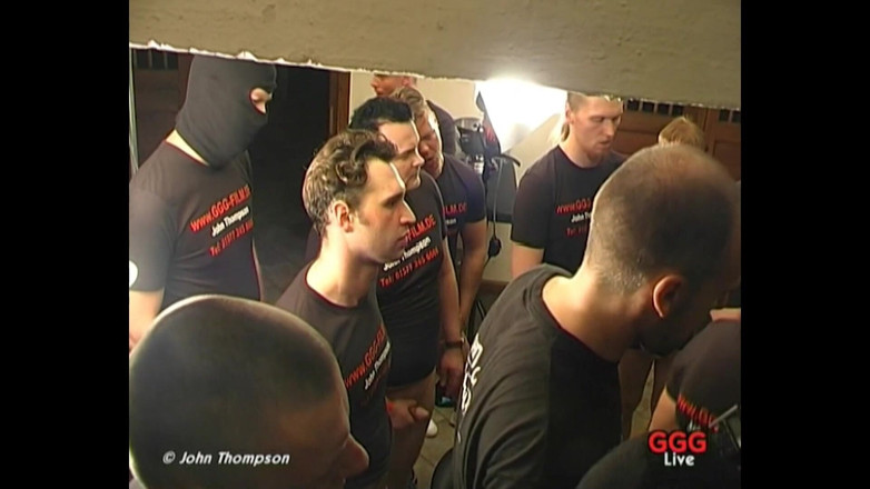 Teen clips and best blowjobs: Ggg John Thompson- Mezirasový gangbang Užil by Hot Babe křičí...