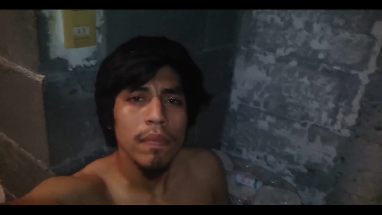 AlexAlejandro13: Mrdka v koupelně