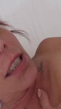 Sexy MILF Finally Gets the Happiness of a Professional Cock. White, Fucked Hard in Pepeporn