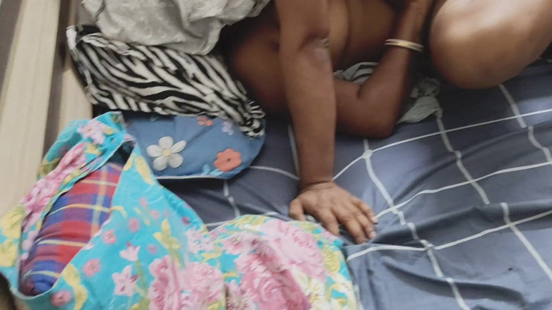 Hot boudi: Indiana esposa tesoura minha esposa se machucou enquanto fode meu...