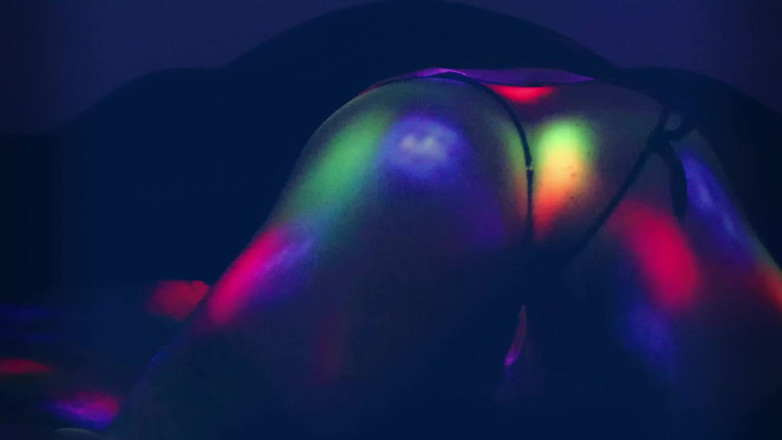 Sebapasivocaliente: Hot Ass Wiggle, Enjoy Watching My Hot Ass That Desires...