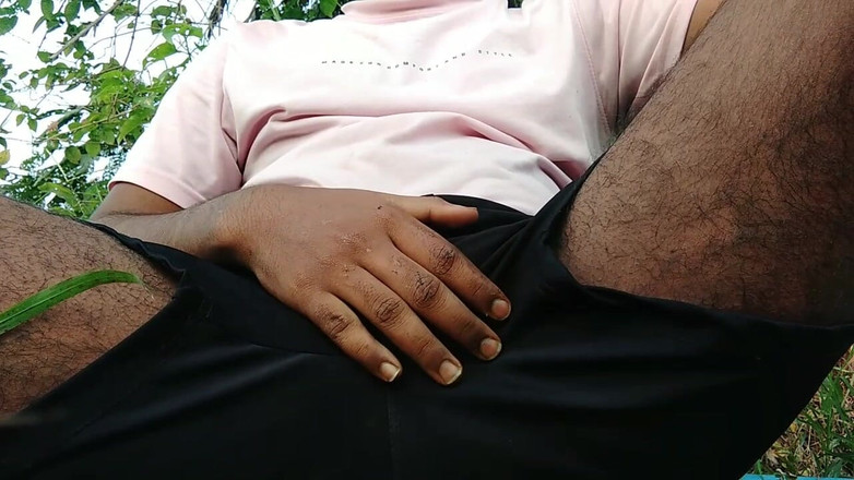 Public sex00: Masterbution per la prima volta nei Campi