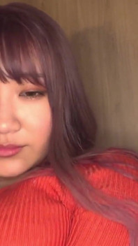Hana Himesaki. de I-cup schoonheid wiens verbluffende aanwezigheid voor zichzelf spreekt. - Deel 1