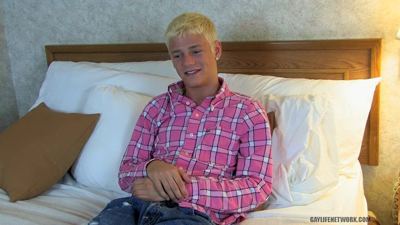 Teach Twinks: A Lube Slick Interview with Kyle Richerds