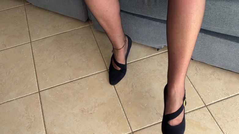 Aunty Sandra vintage girdle queen: Vgq36 тетя Sandra ждет посетителя