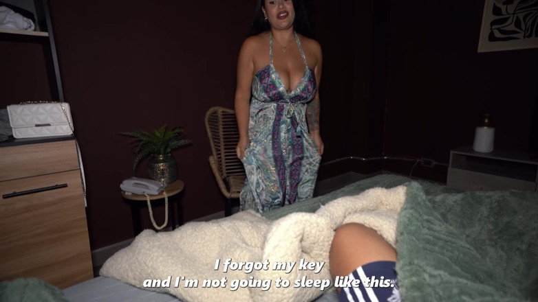 Horvex: Big Tits Woman Forgets the Keys so I Shared the...