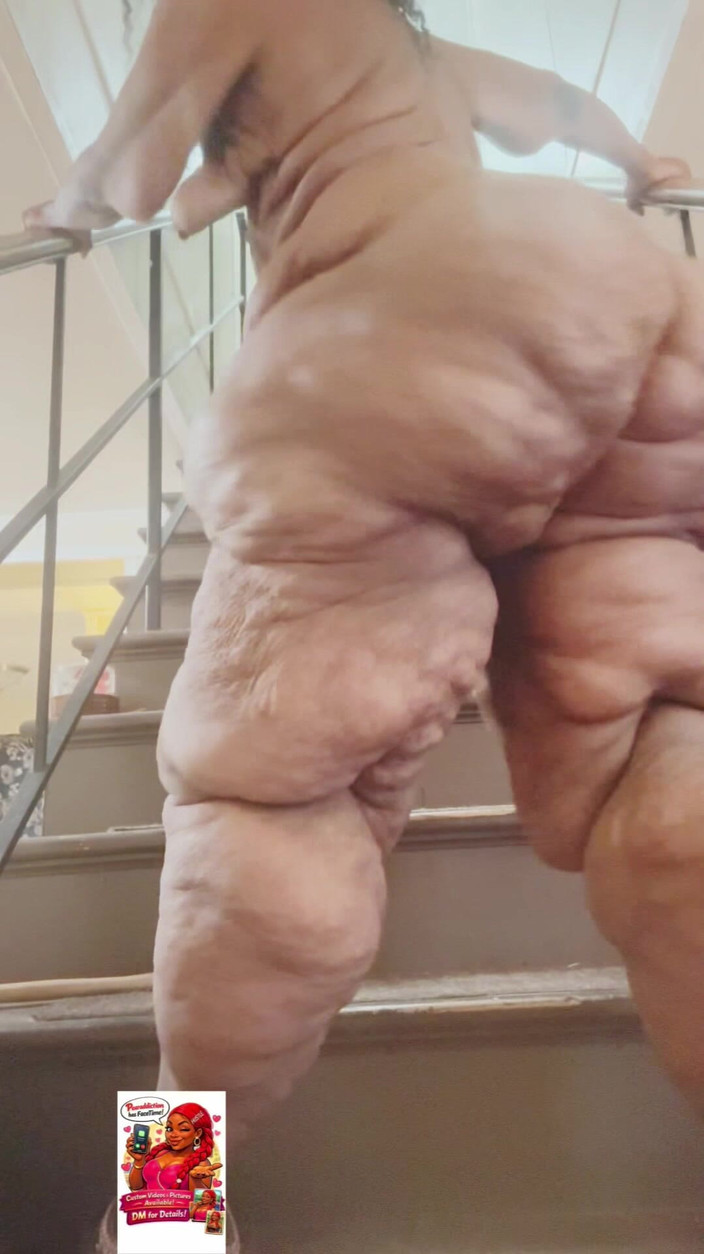 Pearaddiction: Dimple City