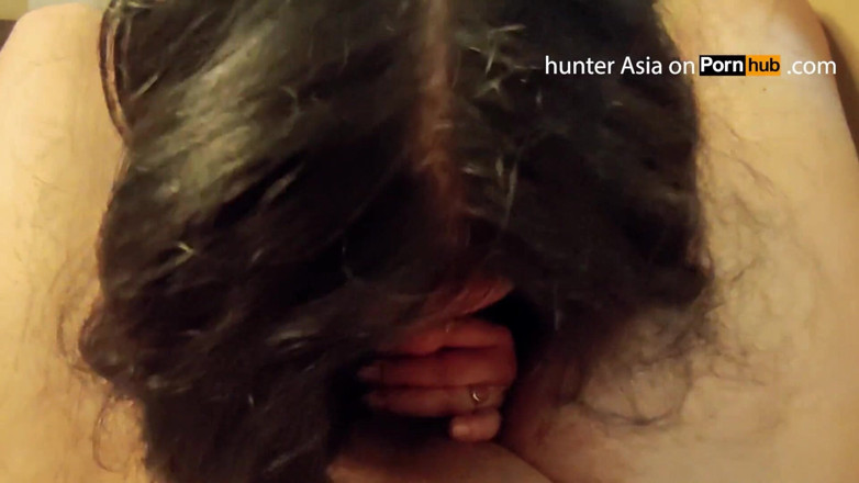 hunter Asia: Sofa Bukan Pilihan Buruk Untuk Mengongkek MILF India