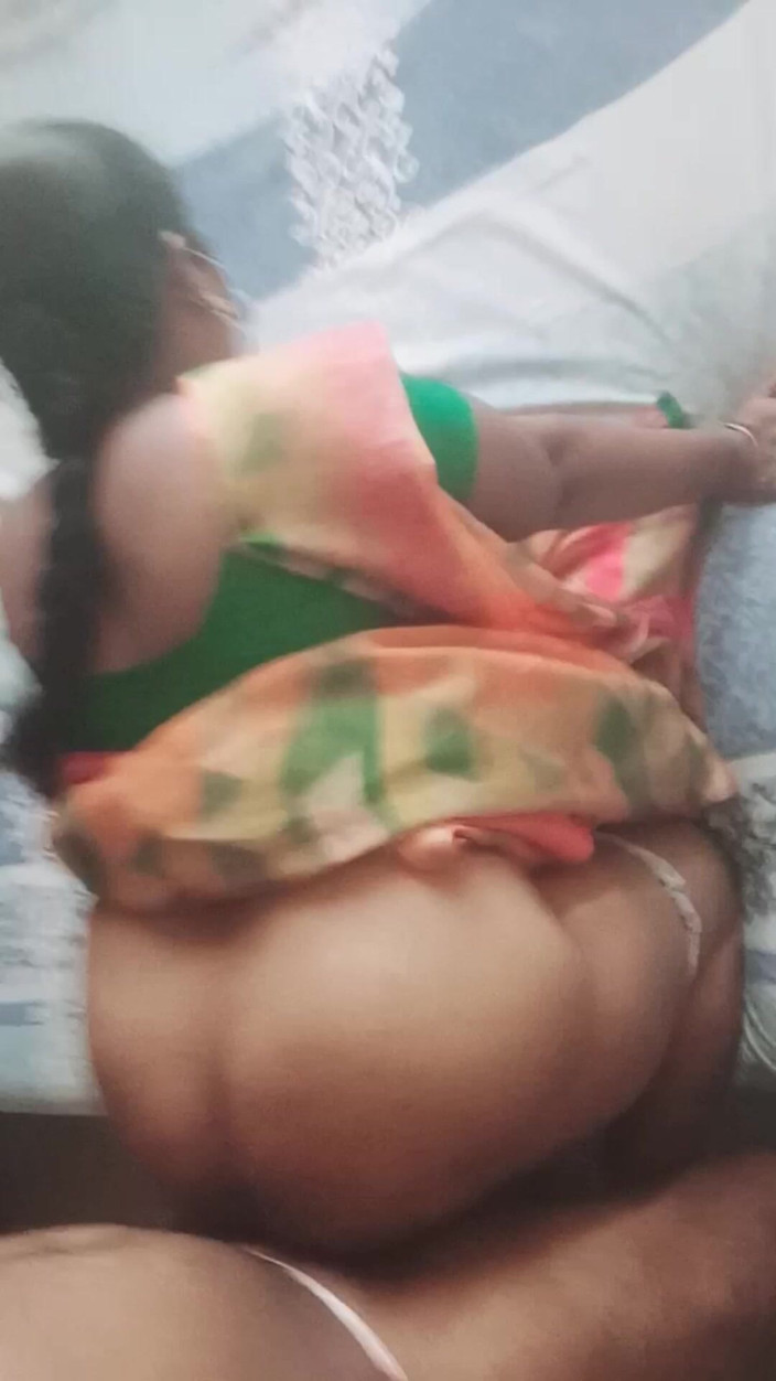 Pickup maami: Tamil Lady Doctor Consultant