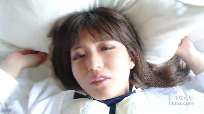 Asian cutie: 흑인 대물 자지에게 따먹히는 아시아 소녀