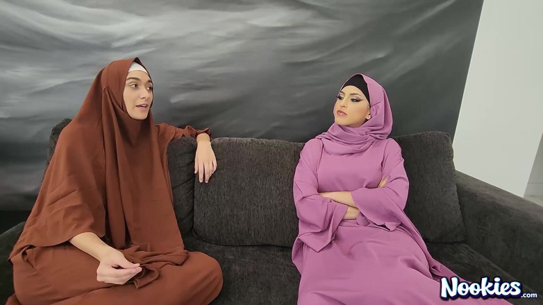 Nookies: Kåt rivalitet - en Hijab -serie
