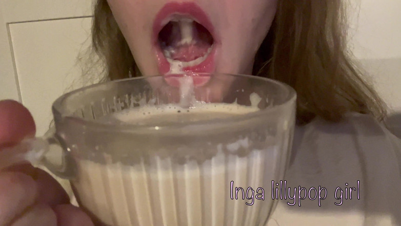 Inga lillypop girl: Beri saya susu!