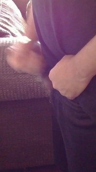 Masturbieren und milch vor meiner webcam nehmen