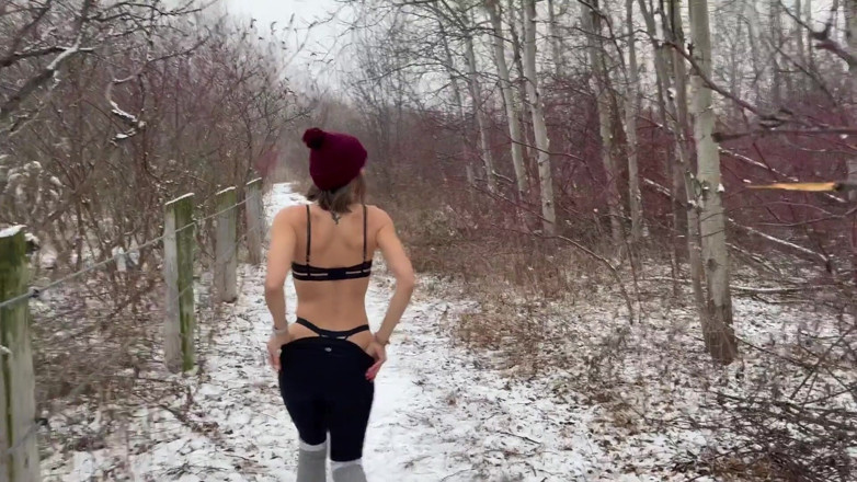 Serenity Cox: Wife Gets Huge Double Creampie in Snow Storm From Husband...