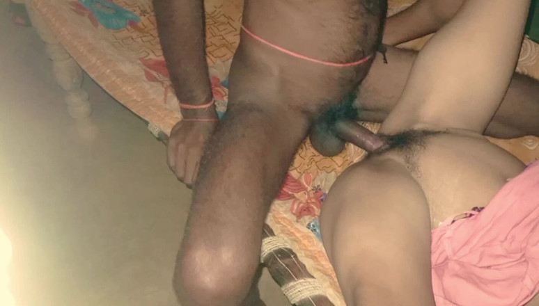 Treblsex: Indiancă desi sexy futută soție reală de casă Ducking Chudai