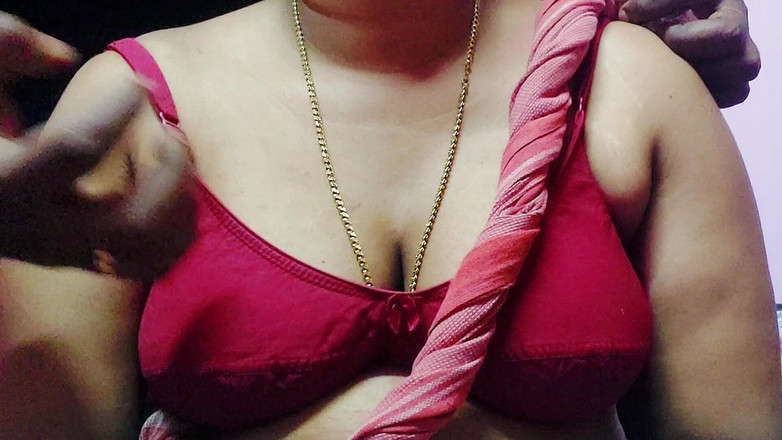 Desi Mohini: Mohini жена делится сексом с дези