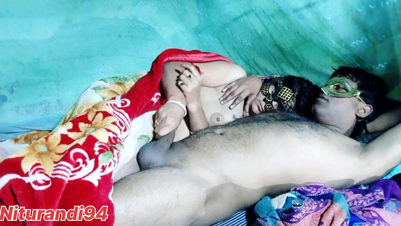 NituRandi94: Секс индийской мачехи и пасынка