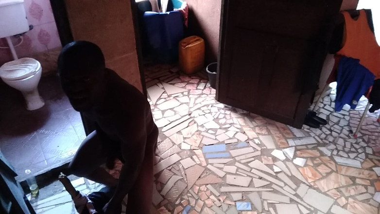 Moviesporn1: 大きな尻を見せろ、聞こえなかった