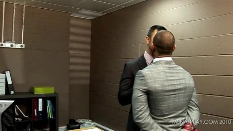 MenAtPlay: Office Junior