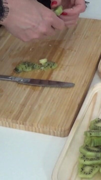 Big Hanging Tits Cook Breakfast