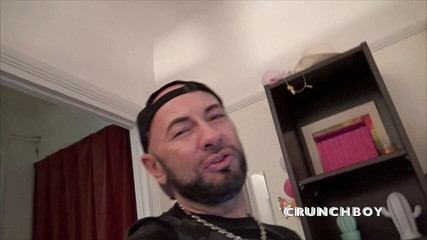 Not really gay but: Hugo tara dipake sama cowok straight bertato