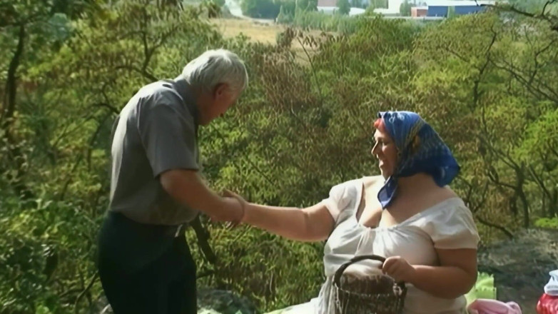 Erotic Planet X: Kompilacja, młodzi i starzy pieprzą się razem i jeden z...