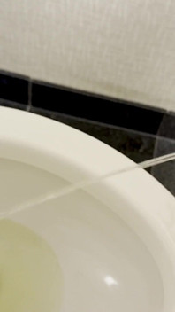 White Guy Wants to Pee on You