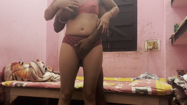 gkraj933: Stepbrother Sexing Roam in the Bed