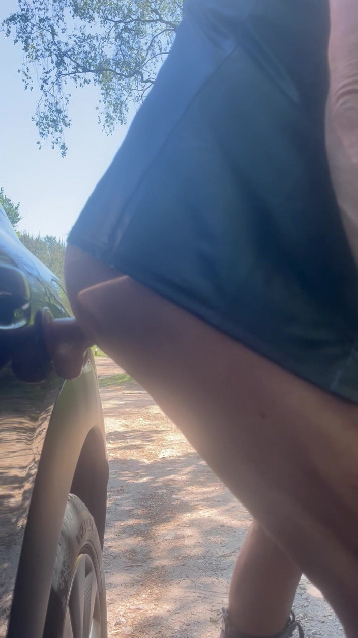 Benb Studio: 주차장에서