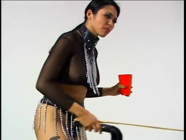 Asian Girls Entertainment: Asian dominatrix using her pet