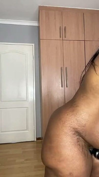 너의 견과류를 파열하고 싶어