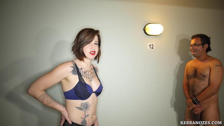 Kebranozes: Potente kicker ballbusting audición