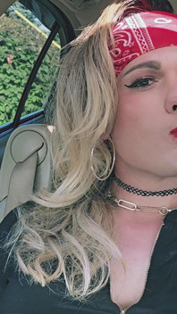 Kylie Babes Smoking Fetish Car Play