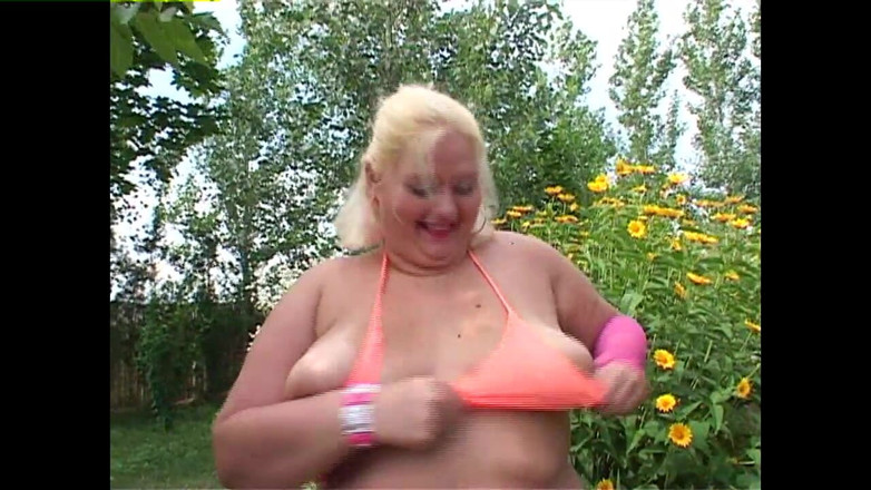 Heatwave Porn: 女同性恋重击者，第1部分