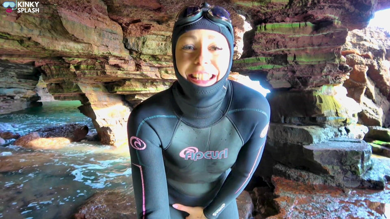 UKCuteGirl: Pertemuan gua Wetsuit: keseruan rahasia sama orang asing misterius