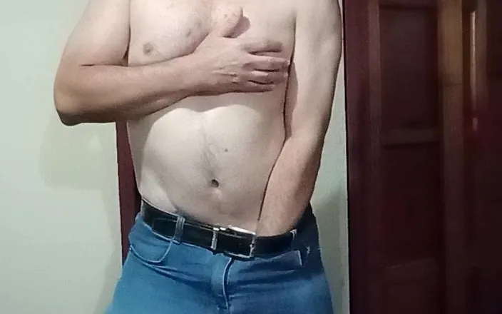 malcosebastien: Suck my hot body