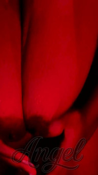 Vampire Ronde Et Poitrine Va Te Séduire Et Te Sucer [halloween]