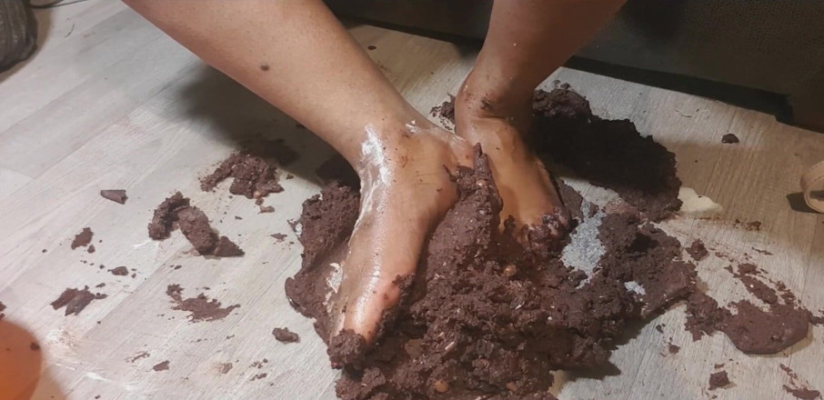 Simp to my ebony feet: Footmp au chocolat entier